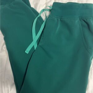 Figs Women's Hunter Green